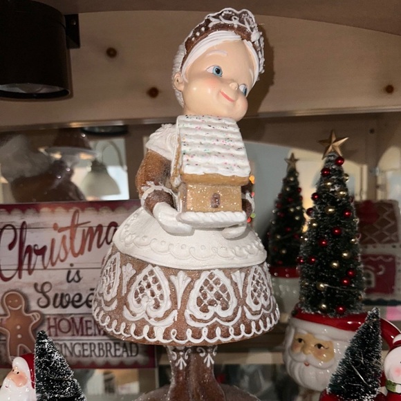13’ in Mrs Santa gingerbread from RAZ